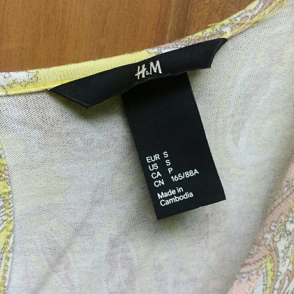 H&M Dress - Picture 8 of 8